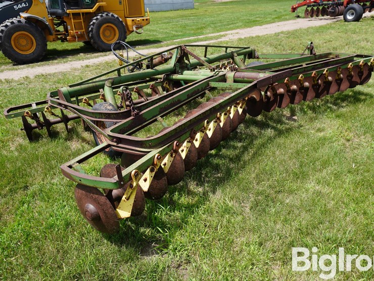 john-deere-aw-image-7