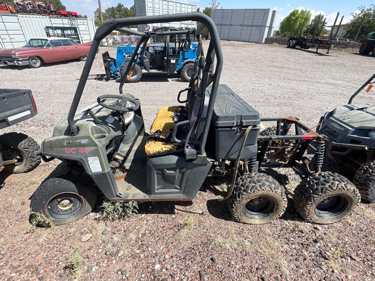 2015-polaris-ranger-image-30