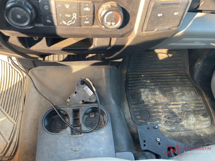2018-ford-f350-xl-image-21