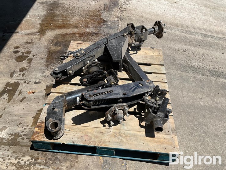 macdon-platform-dolly-wheel-arms-image-4