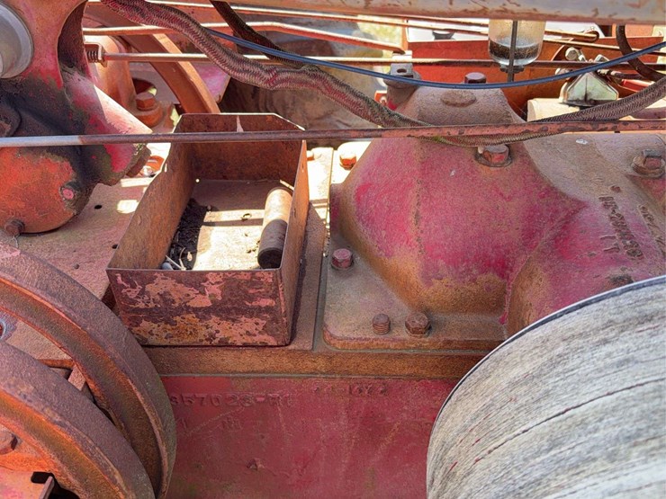 mccormick-deering-super-w-9-image-28