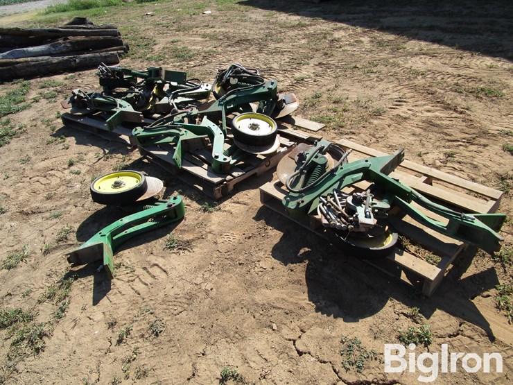 john-deere-14-image-2