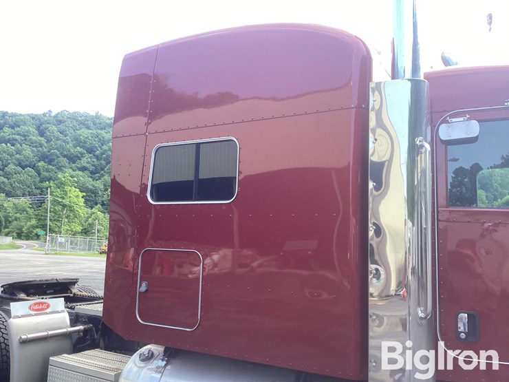 2014-peterbilt-389-image-16