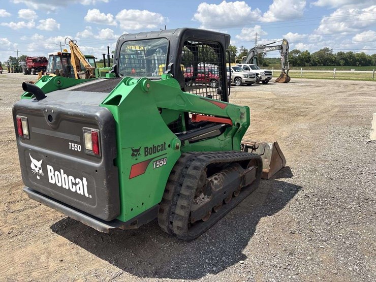 2020-bobcat-t550-image-4