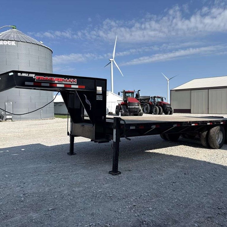 2011 Trailerman Gooseneck 25ft Trailer