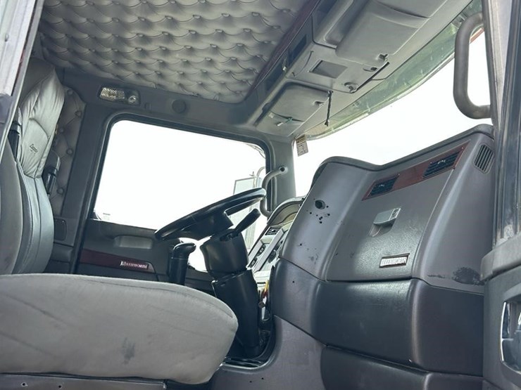 2007-kenworth-w900-image-69