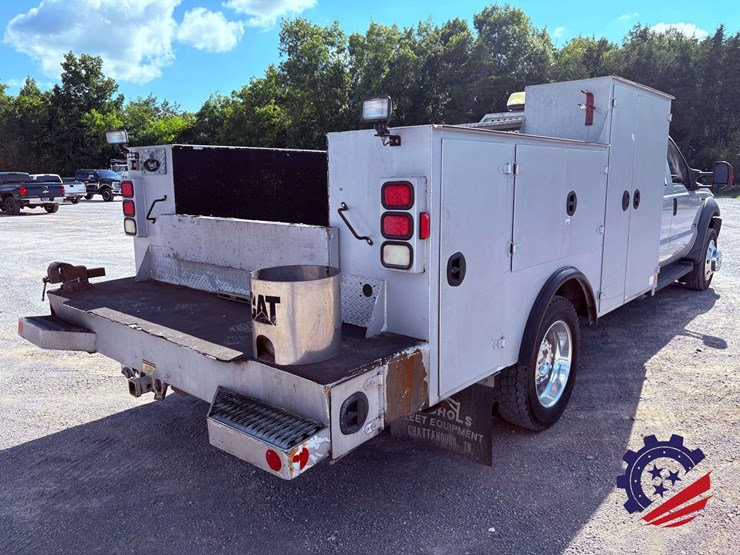 2006-ford-f550-xlt-sd-image-5