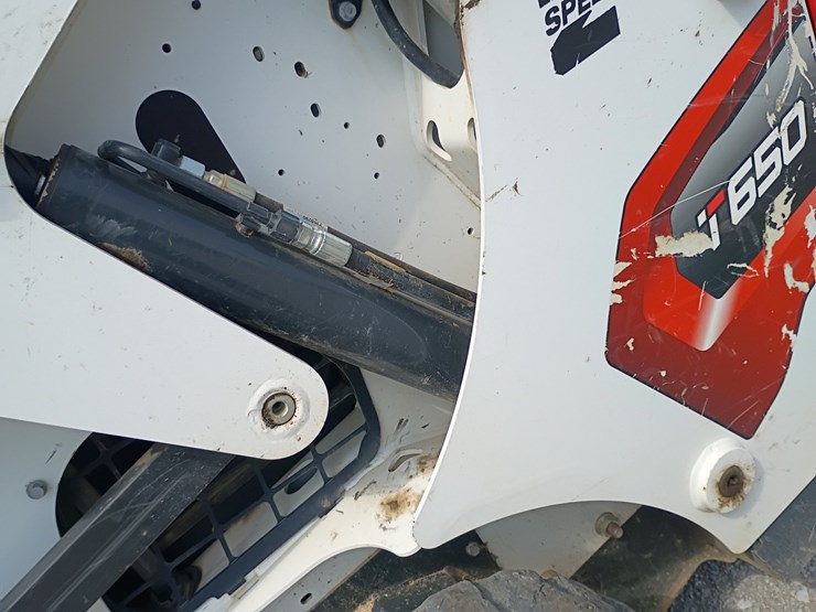 2023-bobcat-t650-image-65