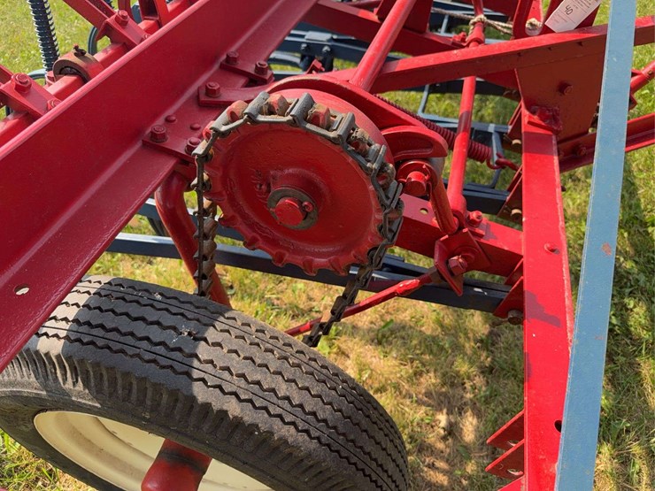 international-harvester-no.-9-field-cultivator-image-11