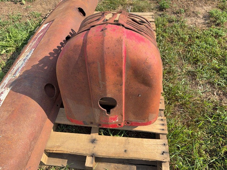 farmall-400-sheet-metal-image-4