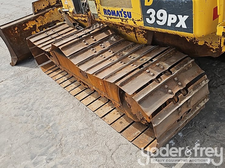 2023-komatsu-d39px-24-image-24