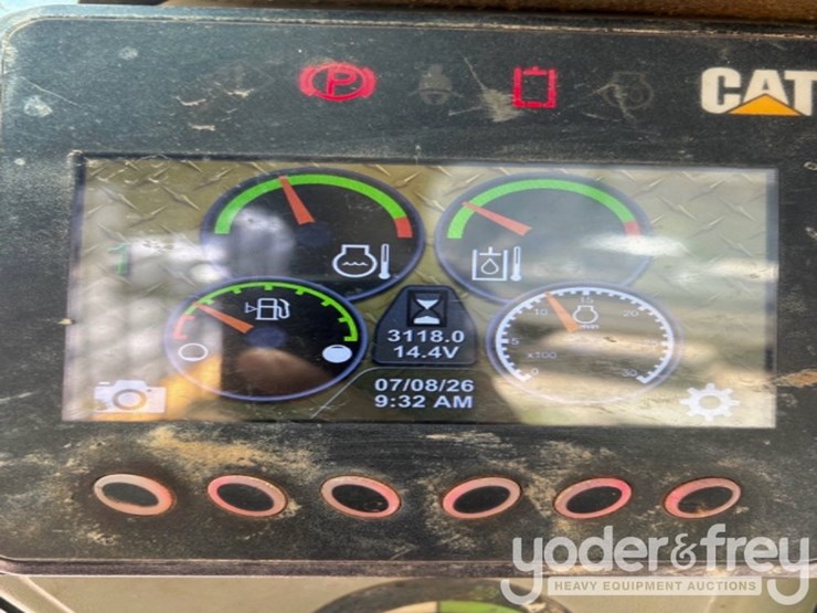 2021-caterpillar-259d3-image-3