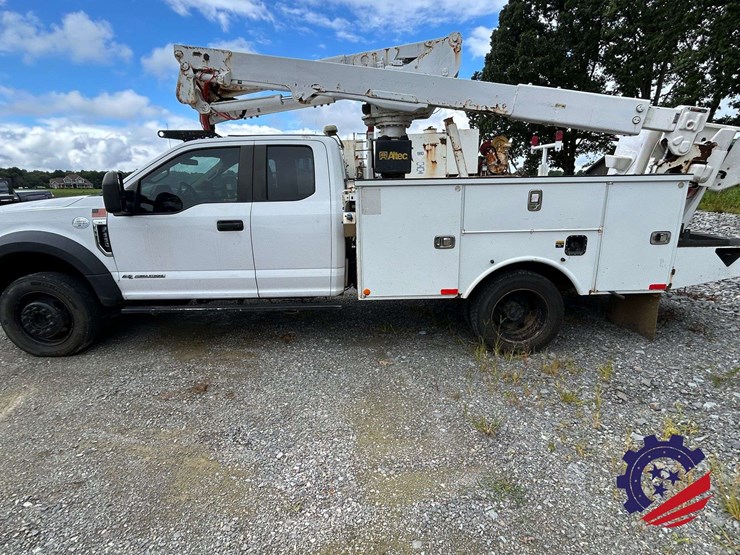 2017-ford-f550-image-2
