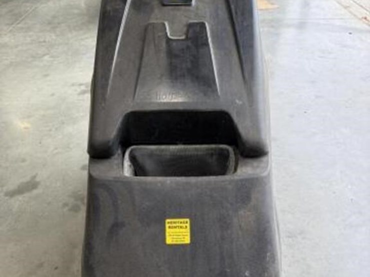 pony-20-sca-commercial-floor-scrubber-image-2