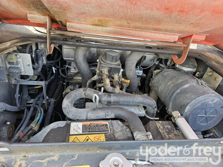 2023-kubota-svl97-2-image-25