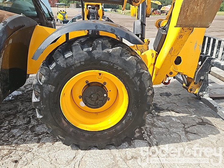 2018-jcb-510-56-image-12