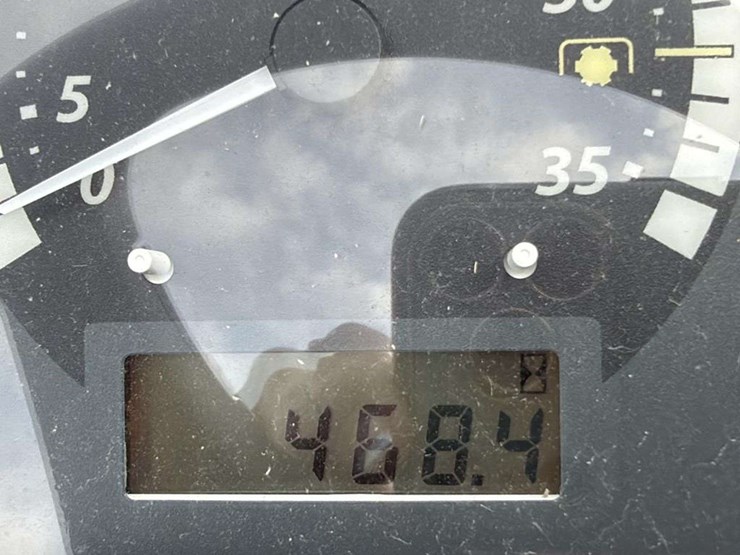 john-deere-1025r-image-24