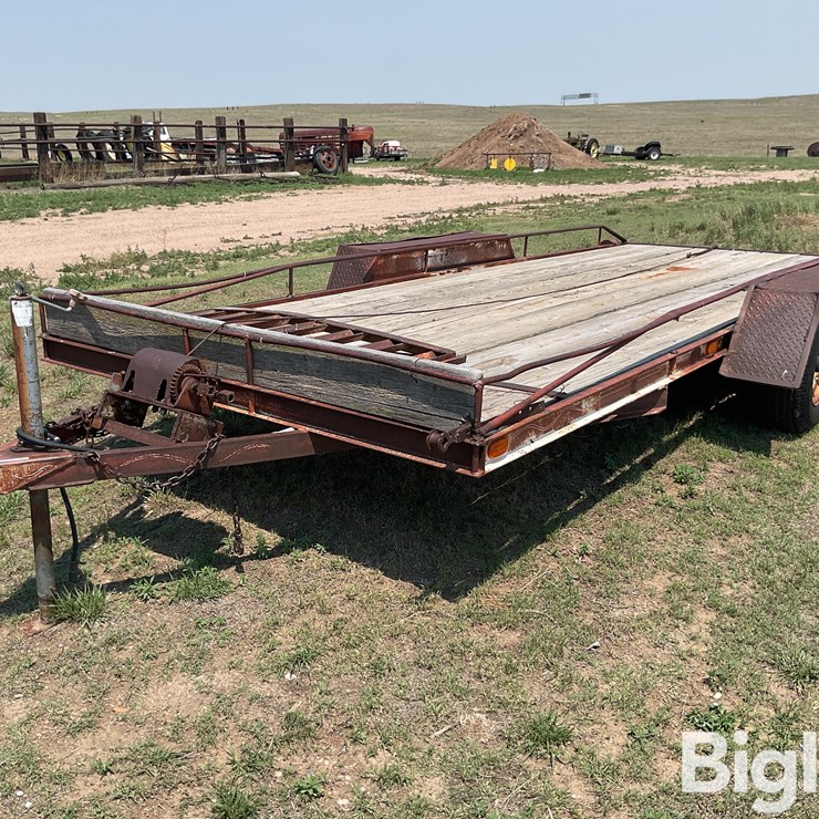 1986 SHOP BUILT TRAILER