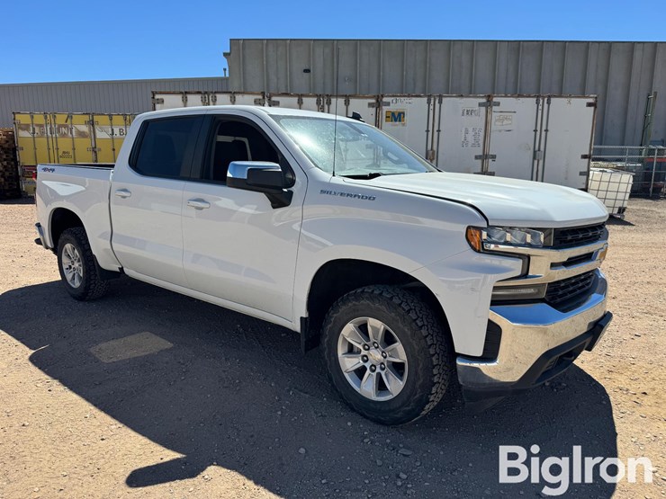 2021-chevrolet-silverado-1500-image-3
