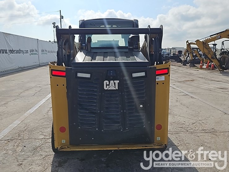2025-caterpillar-255-image-23