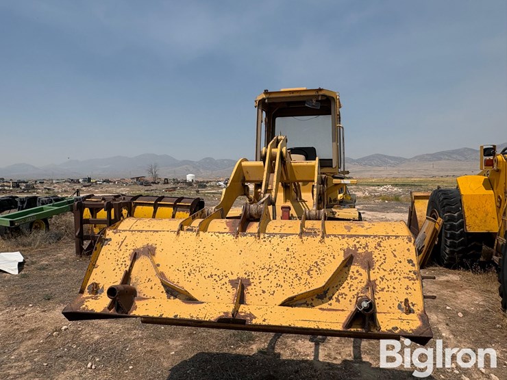 1997-deere-244h-image-2