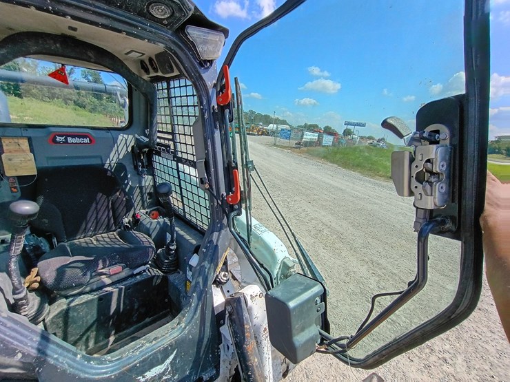 2022-bobcat-t66-image-27