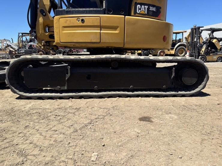 2017-caterpillar-304e2-cr-image-17