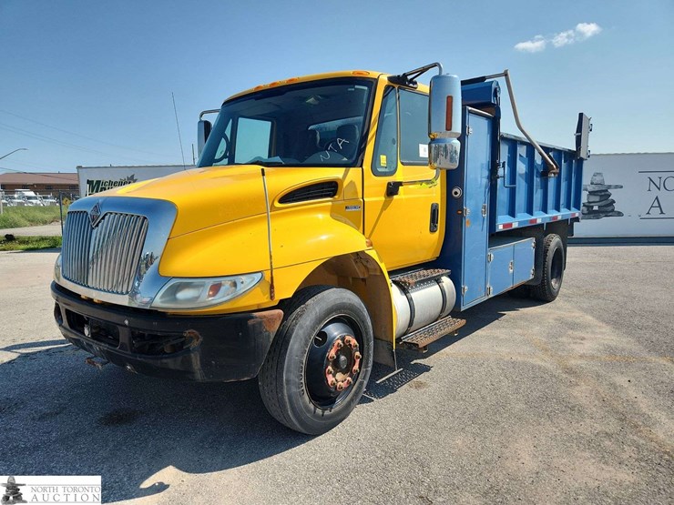 2010-international-durastar-4300-image-1