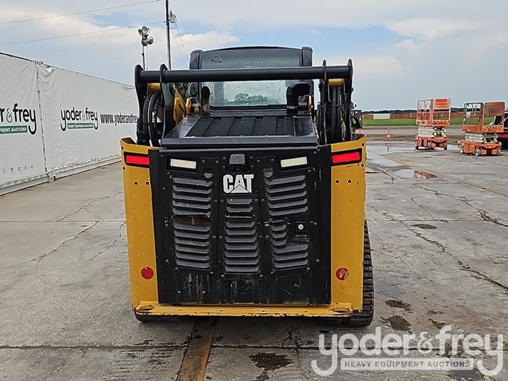 2025-caterpillar-255-image-23
