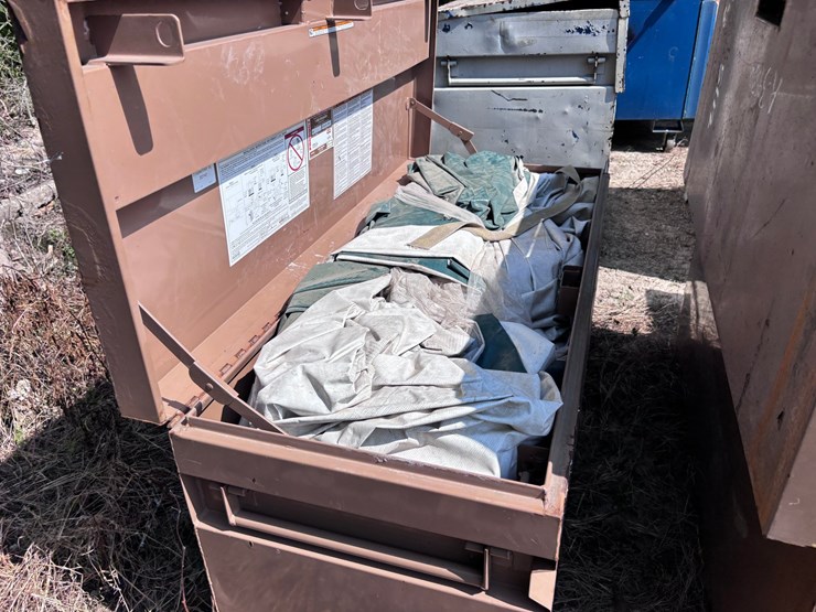 #5112-•-jobsite-toolbox-with-miscellaneous-items-image-3