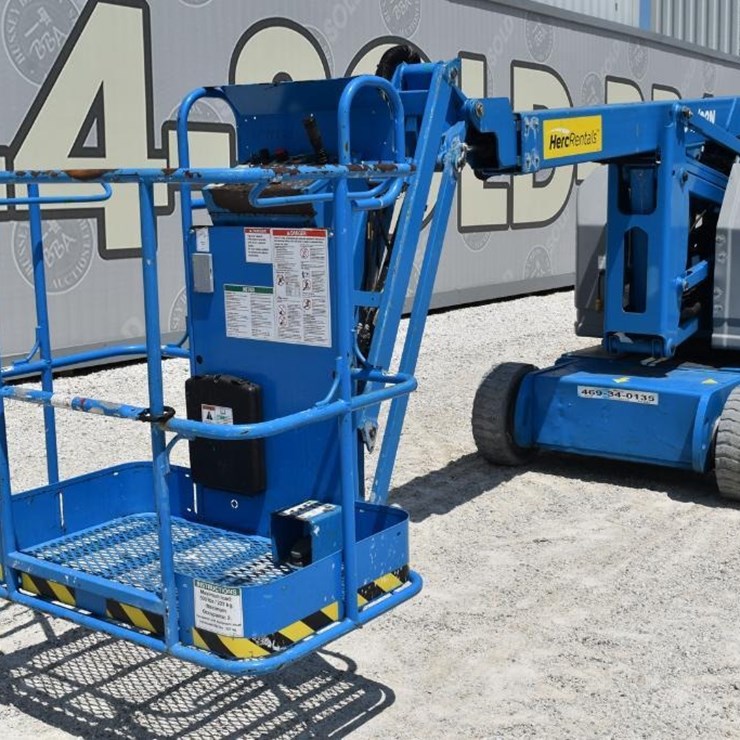 2013 GENIE Z34/22N