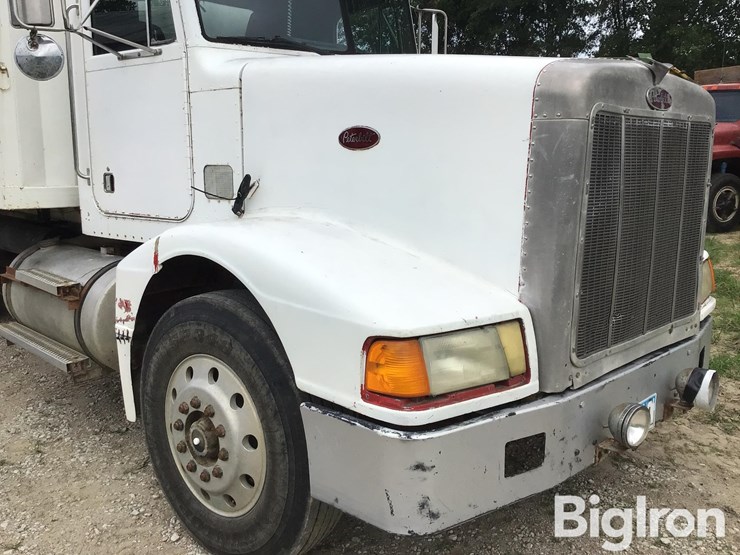 1988-peterbilt-377-image-9