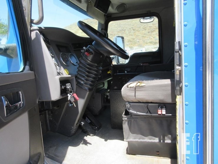 2016-kenworth-t270-image-7