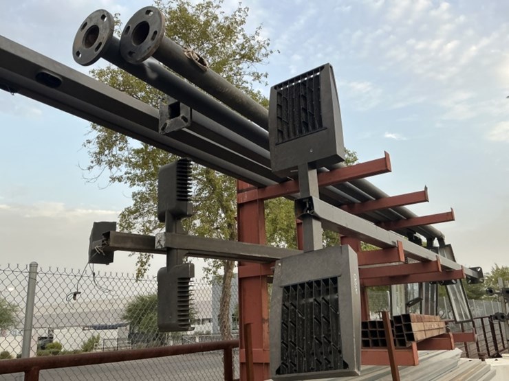 lot-of-asst-parking-lot-lights-&-poles-image-3