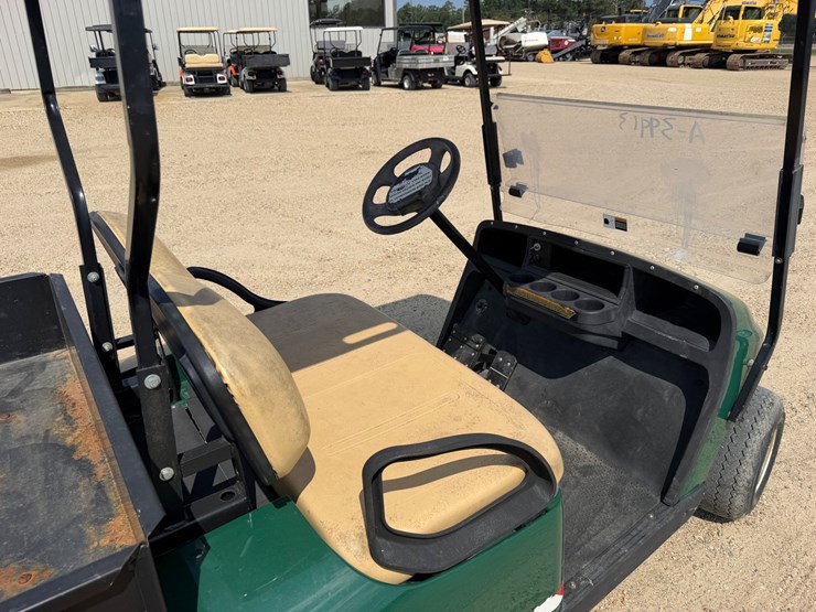 #72-•-2017-ezgo-txt-golf-cart-image-5