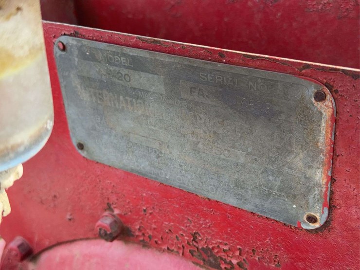 farmall-f-20-image-53