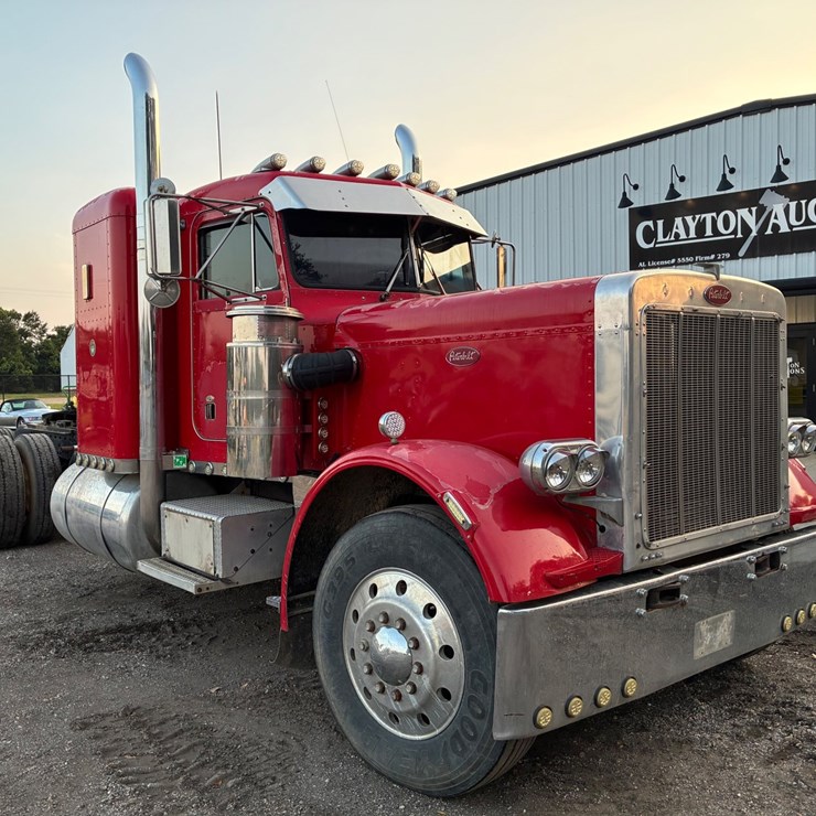1982 PETERBILT 359