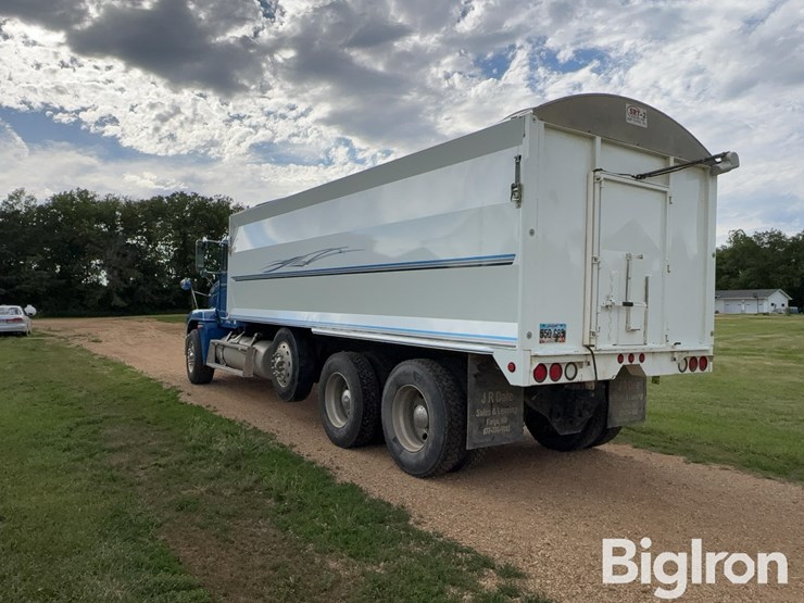 2000-freightliner-fld120-image-7