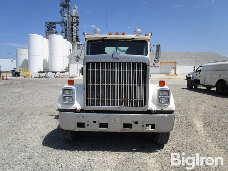 1987-cummins-855-image-2