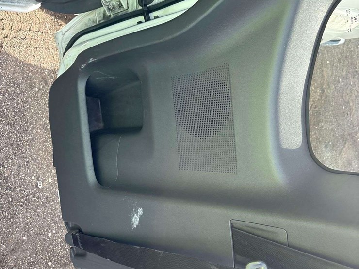 2018-nissan-frontier-image-15