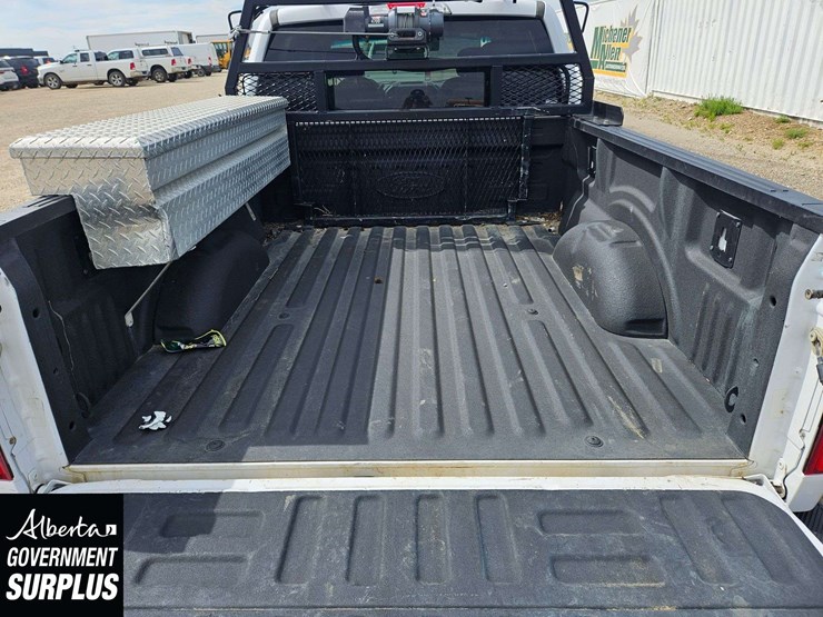 2017-ford-f150-image-21