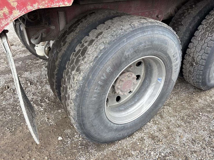 2004-kenworth-t800-image-11