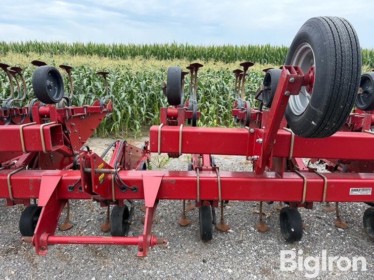 case-ih-1830-image-10