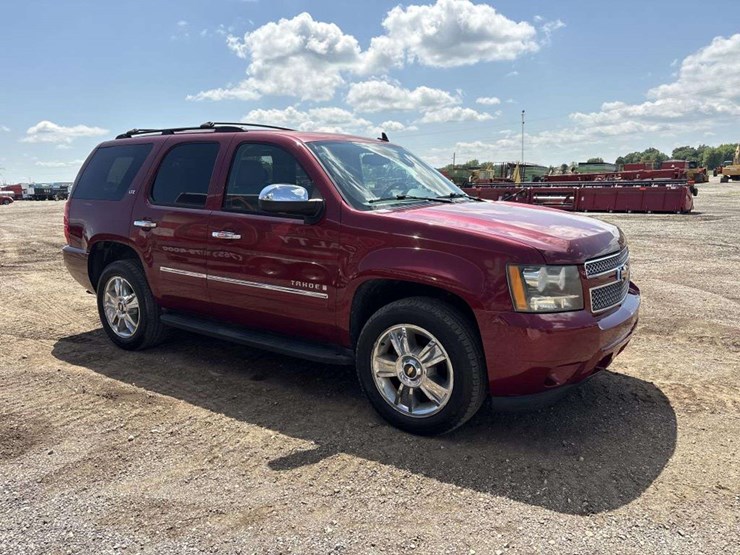 2009-chevrolet-tahoe-ltz-image-5