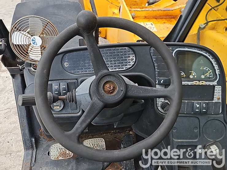 2016-jcb-512-56-image-33