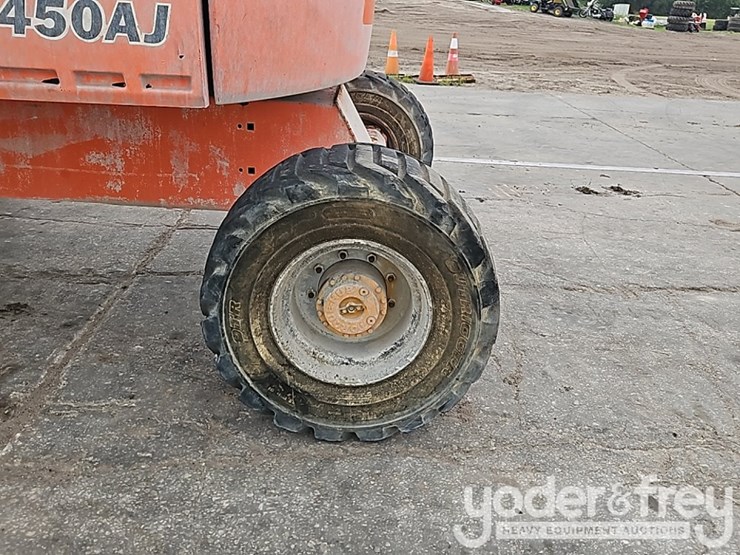 2017-jlg-450aj-image-16