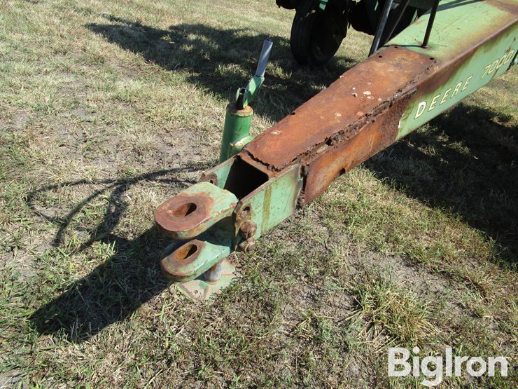 john-deere-7000-image-9