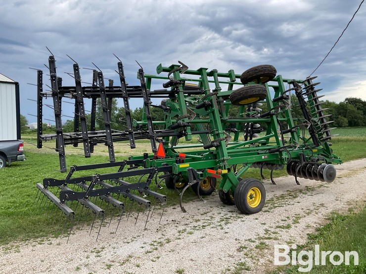 2009-john-deere-2310-image-5
