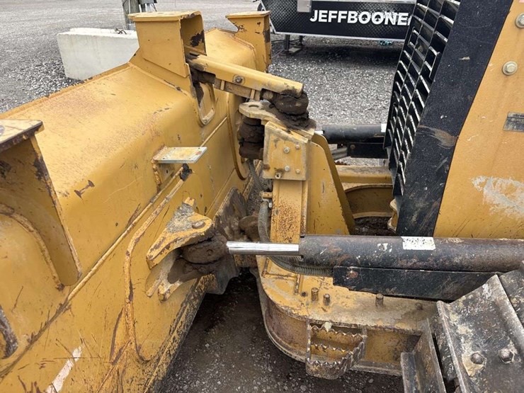 caterpillar-d5k2-xl-image-13