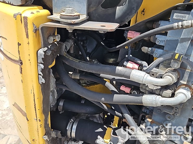 2007-komatsu-pc78us-6n0-image-28